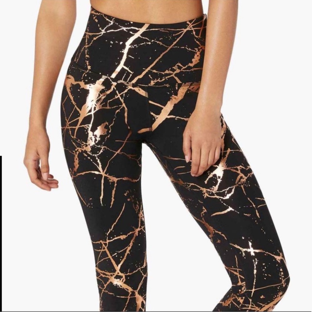 Beyond Yoga Lost Your Marbles High Waisted Midi Legging Black/Rose Gold Marble